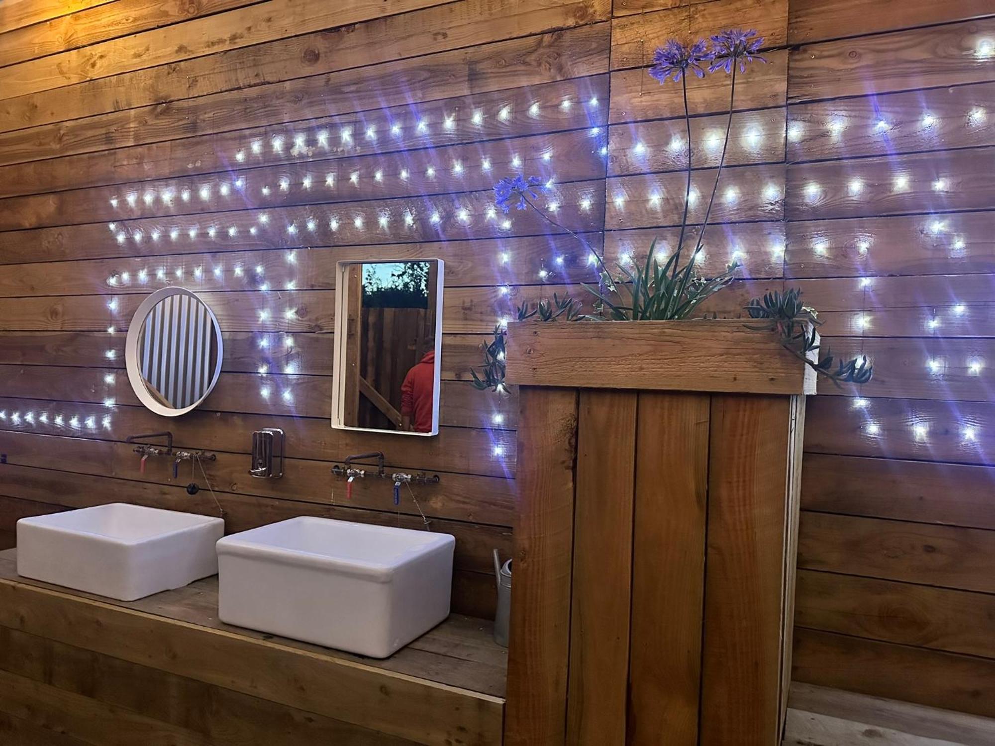 Lakeside Glamping Firecrest 세인트컬럼메이져 외부 사진